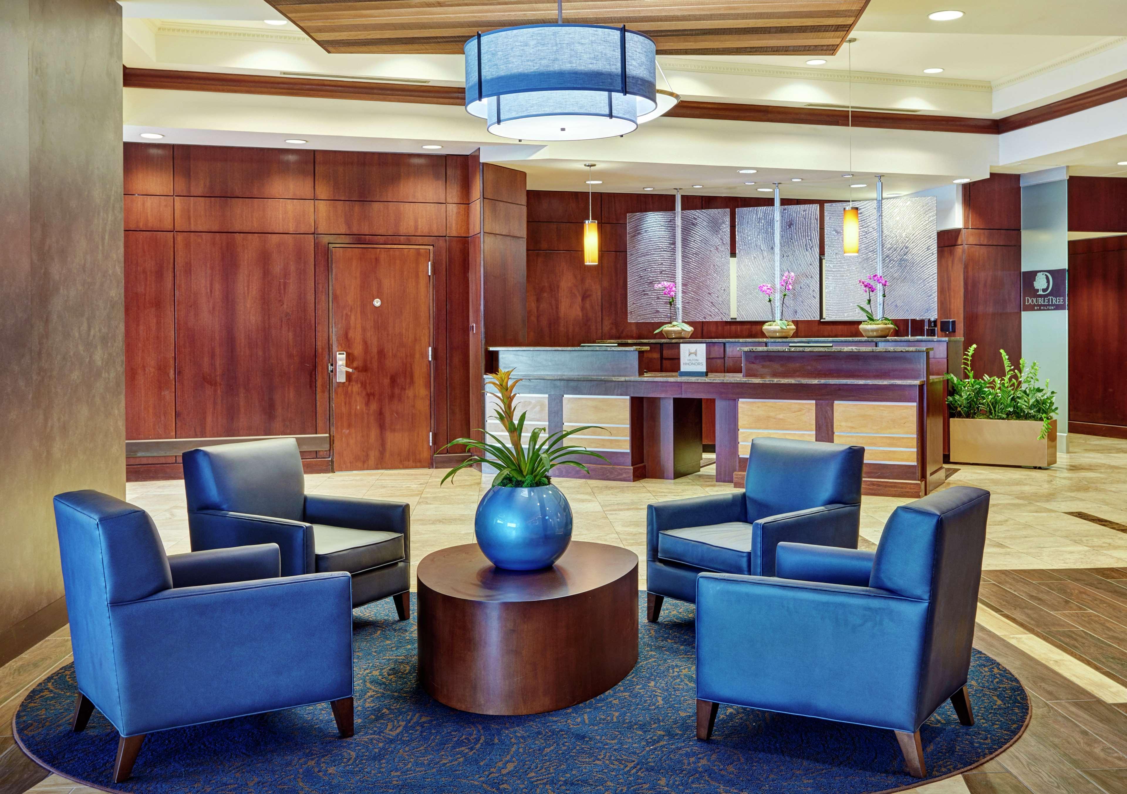 Doubletree By Hilton Charlotte Uptown Hotel Ngoại thất bức ảnh